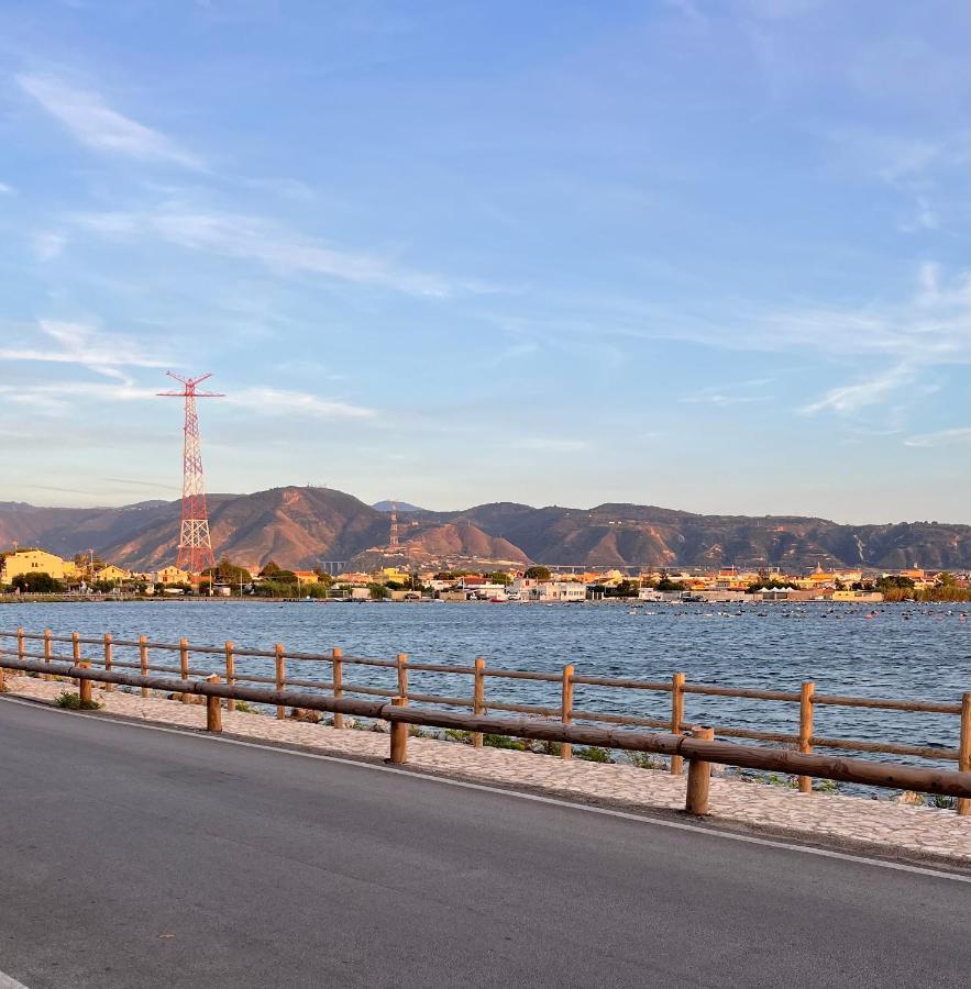 Casa Azzurra Apartment Messina Ngoại thất bức ảnh
